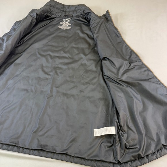 LL Bean Mens Puffer Vest XL Reg Black Quilted Zip Front Insulated Outdoor sporty - Picture 13 of 16